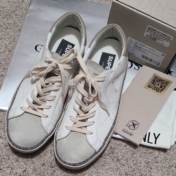 NWT Golden Goose Super-star Skate with Glitter Edge - Picture 1 of 9
